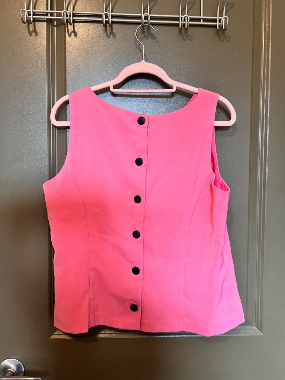 Pink Structured Sleeveless Shell Top - Picture 3 of 3